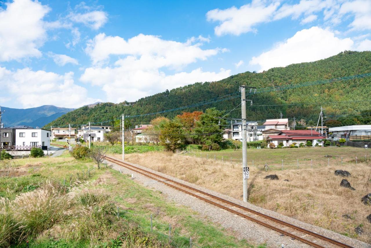 Private House Clover Fujikawaguchiko Buitenkant foto
