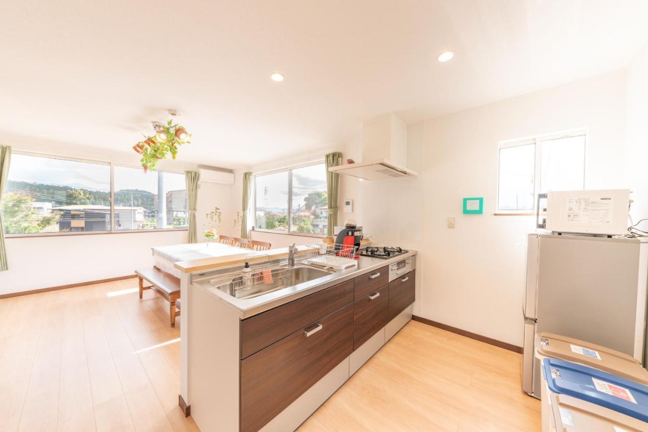 Private House Clover Fujikawaguchiko Buitenkant foto